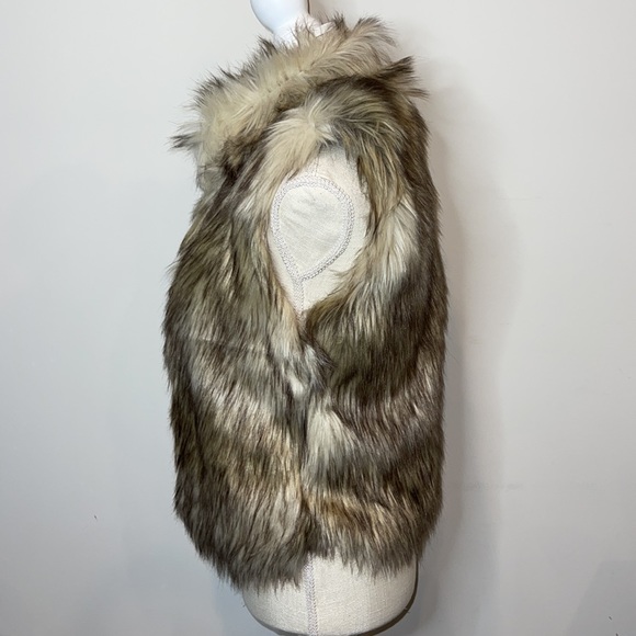 #4 Ci Sono Faux Fur Vest Size Small - Picture 6 of 12